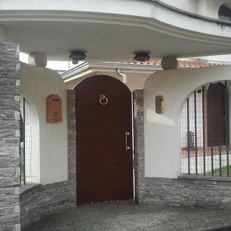 파라비아고 Crespi House B&B 외부 사진
